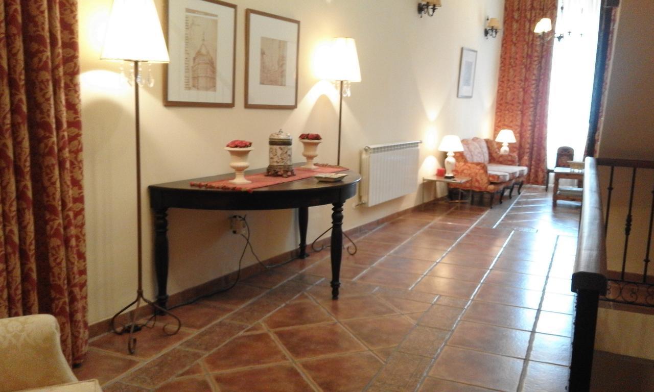 Hostal Rural Cumbres De Castilla Mandayona Ngoại thất bức ảnh