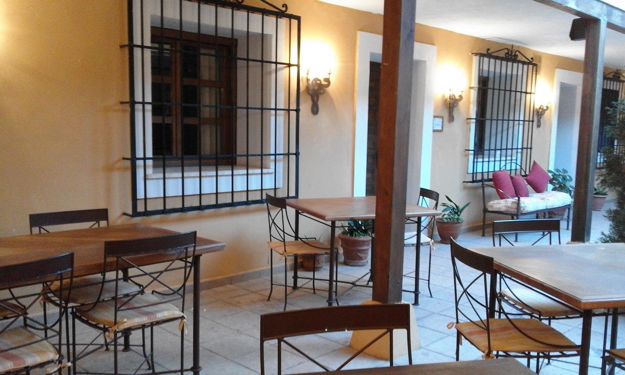 Hostal Rural Cumbres De Castilla Mandayona Ngoại thất bức ảnh