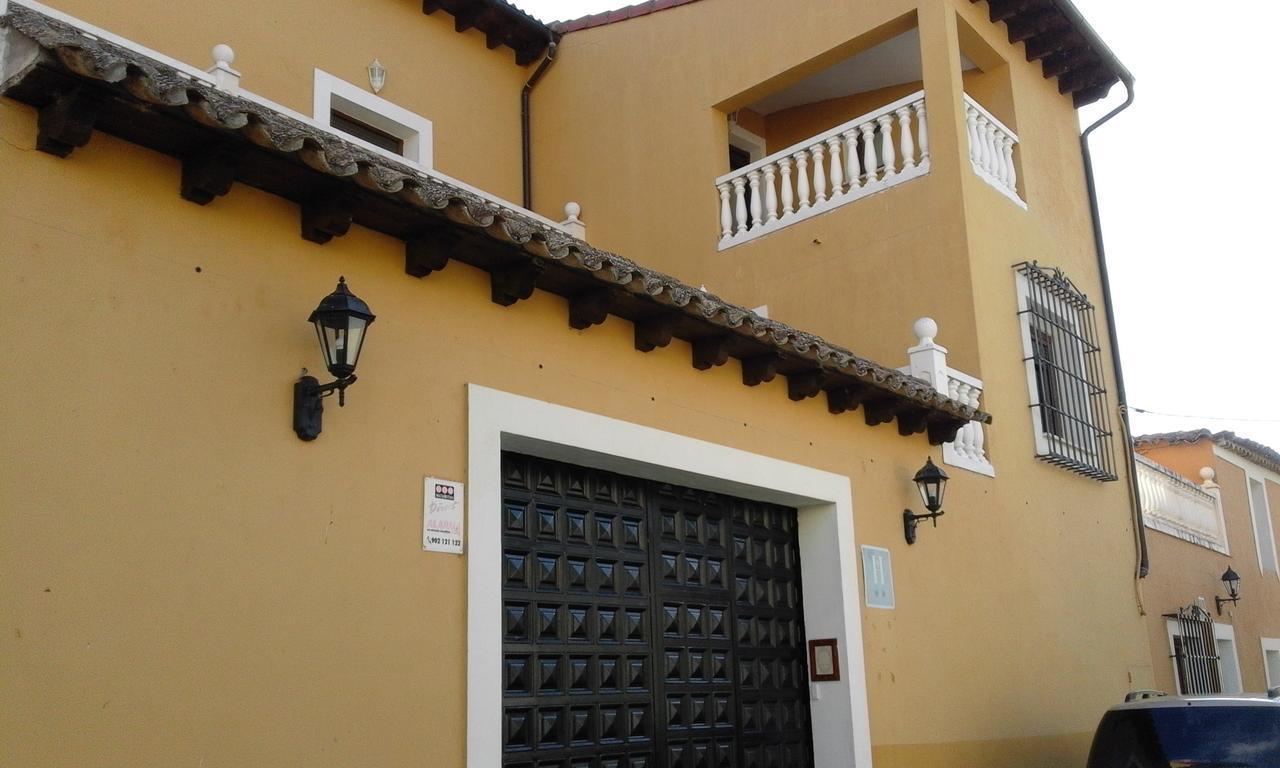 Hostal Rural Cumbres De Castilla Mandayona Ngoại thất bức ảnh