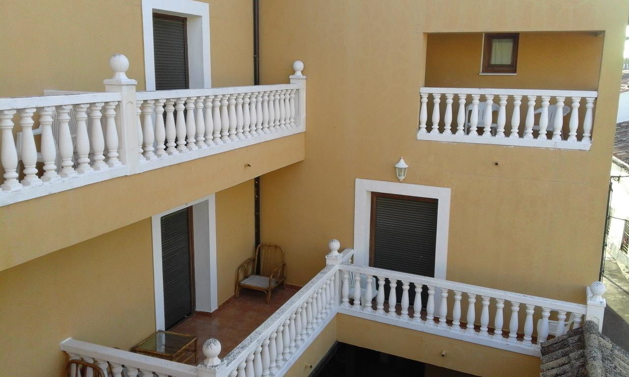 Hostal Rural Cumbres De Castilla Mandayona Ngoại thất bức ảnh