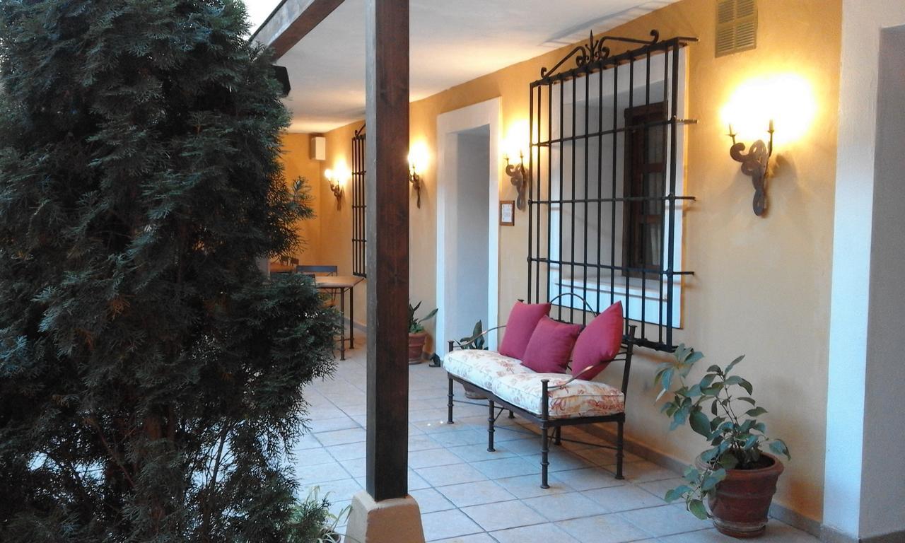 Hostal Rural Cumbres De Castilla Mandayona Ngoại thất bức ảnh