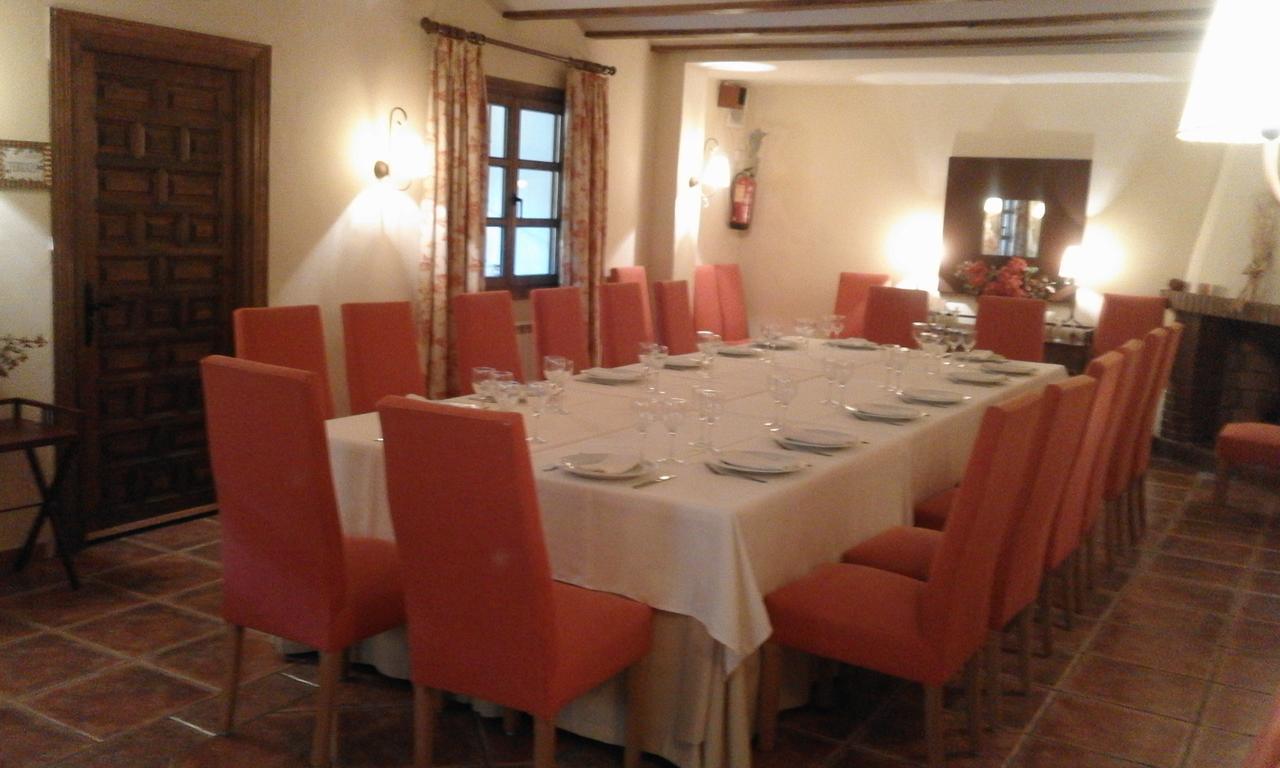 Hostal Rural Cumbres De Castilla Mandayona Ngoại thất bức ảnh